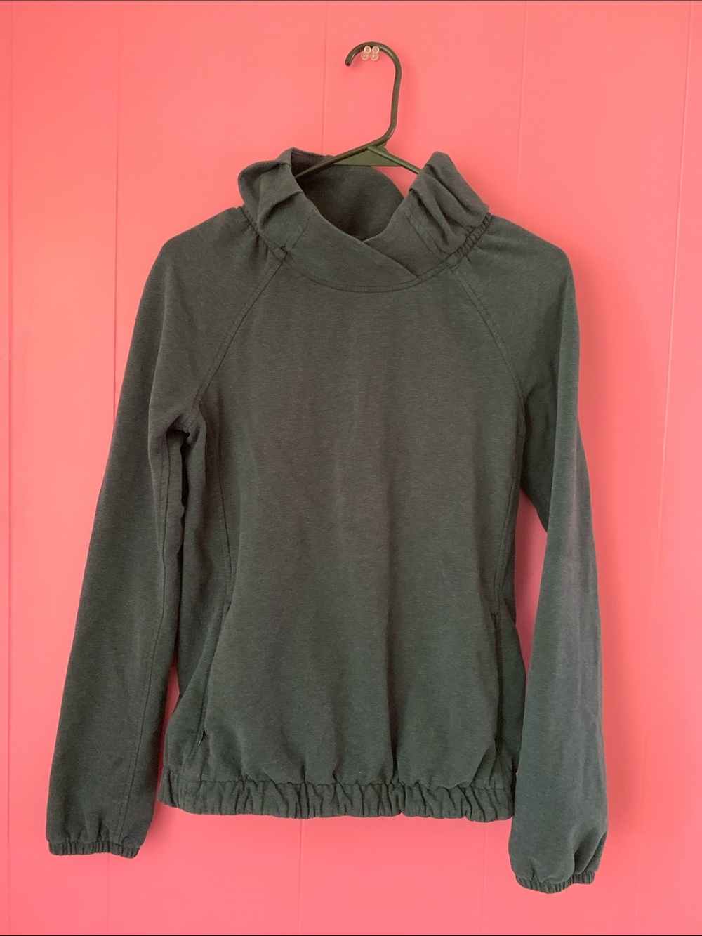 lululemon athletica Dark Heather Navy Funnel Neck Sweatshirt Size 4